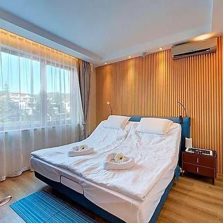 Hotel Marty's Beachfront 5*